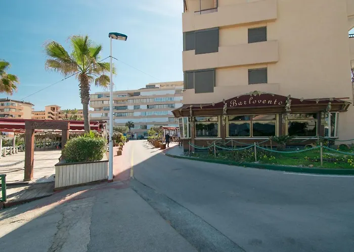 074 Tropical Paradise - Alicante Holiday